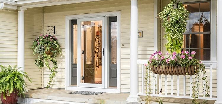 screen door installation in Rosamond